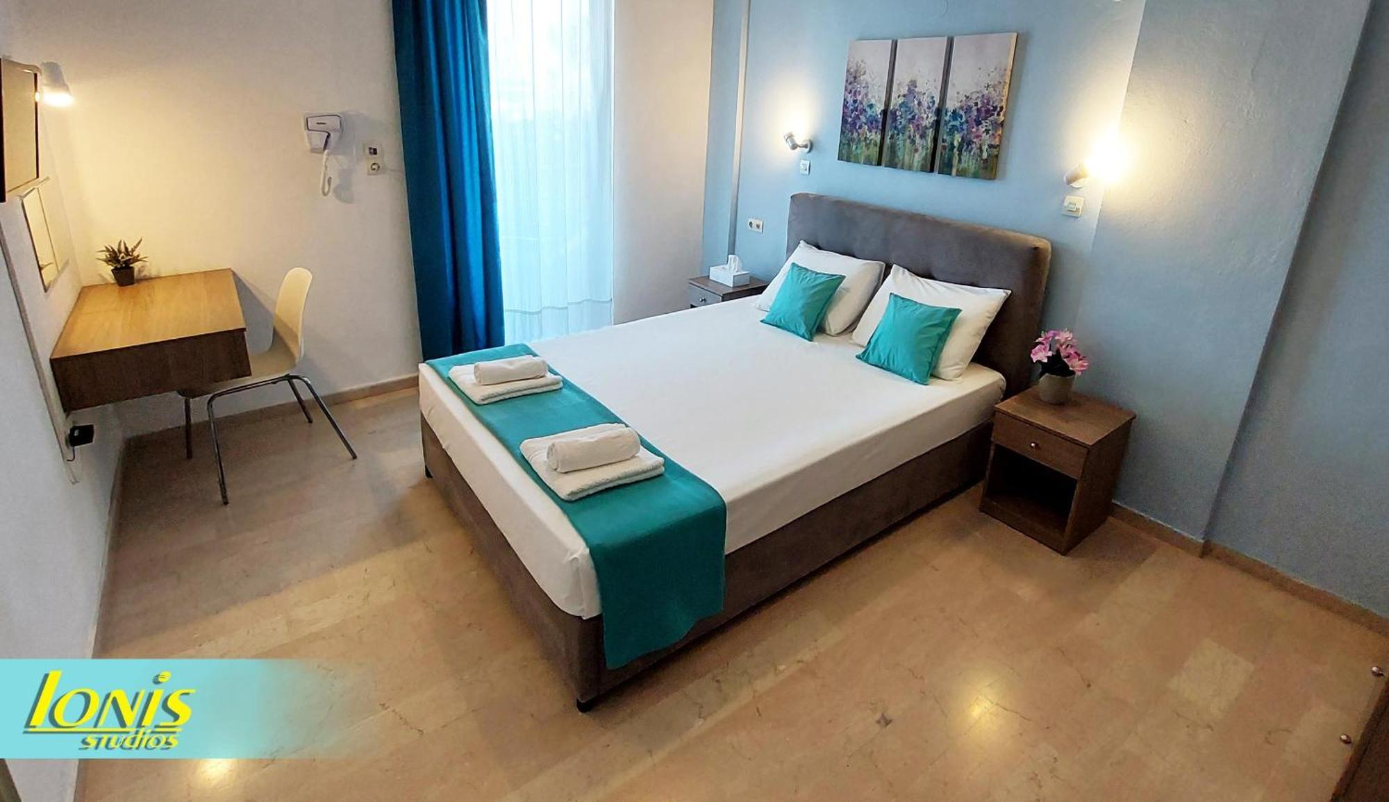 Ionis Apartment *